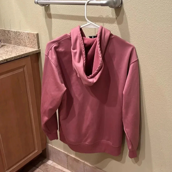 Nike dusty pink hoodie. It has some scrapes on the left side. - Picture 4 of 10